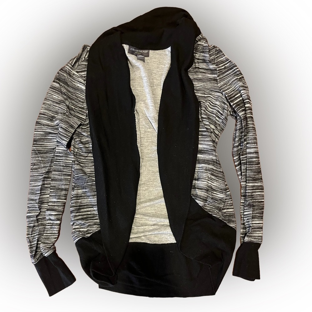 A Pea in the Pod Maternity Cardigan